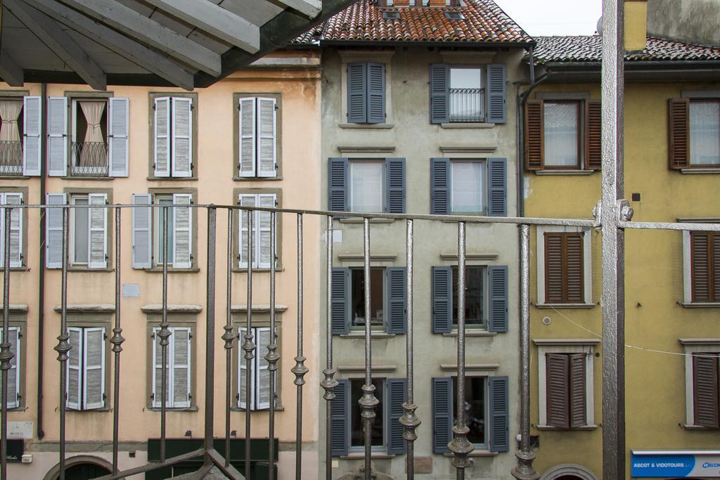 Suite Tower Bergamo Camera foto