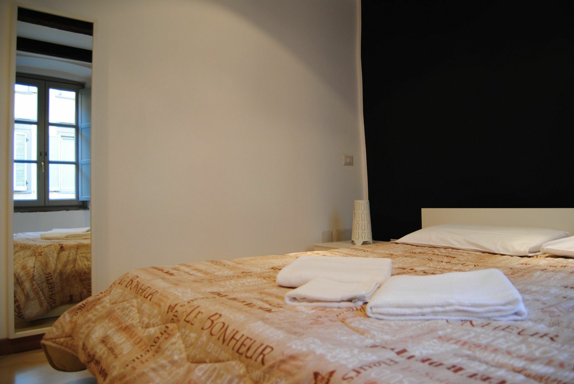 Suite Tower Bergamo Esterno foto